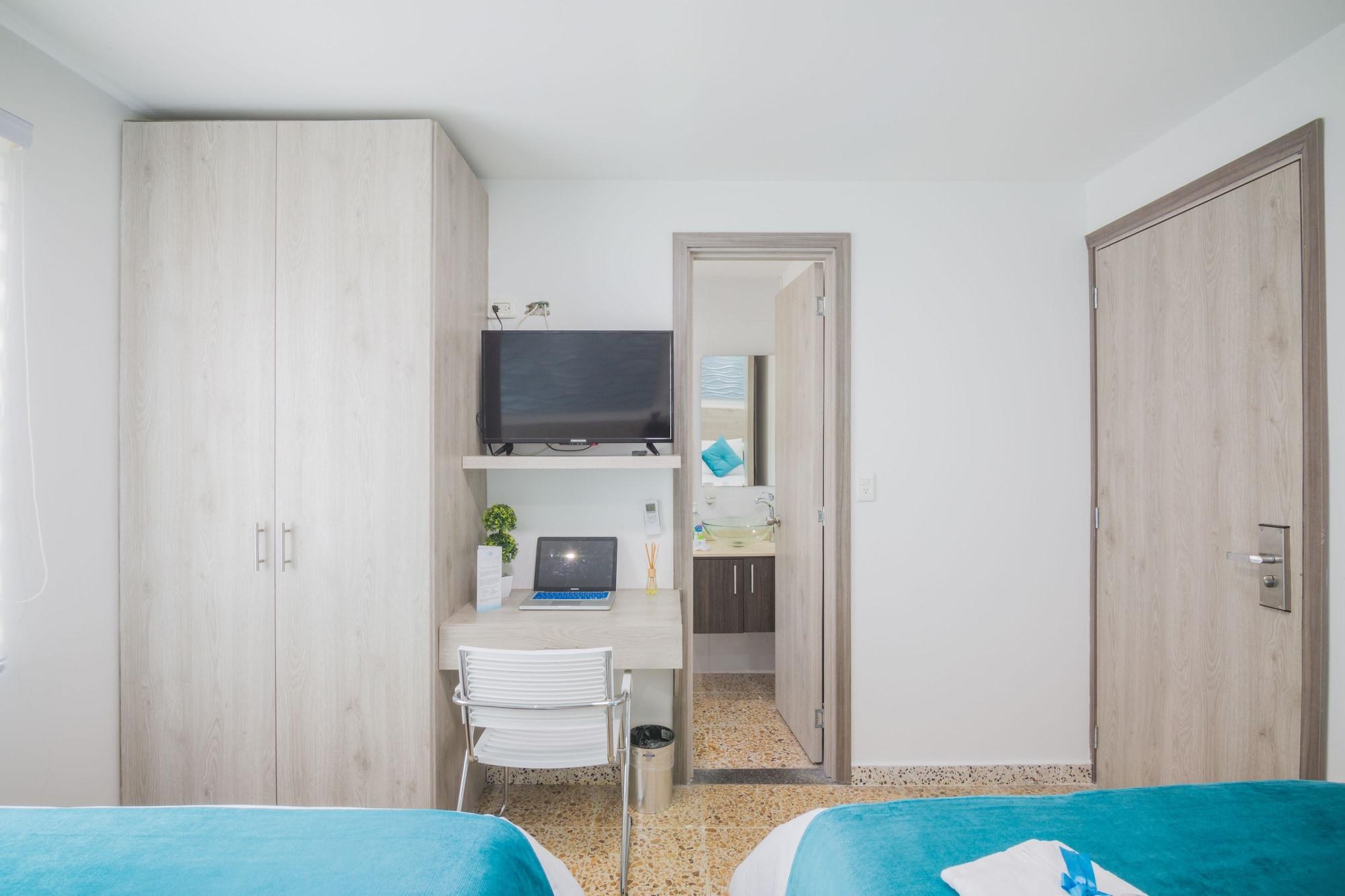 Velik Ocean Hotel Aeropuerto Cartagena Exteriör bild