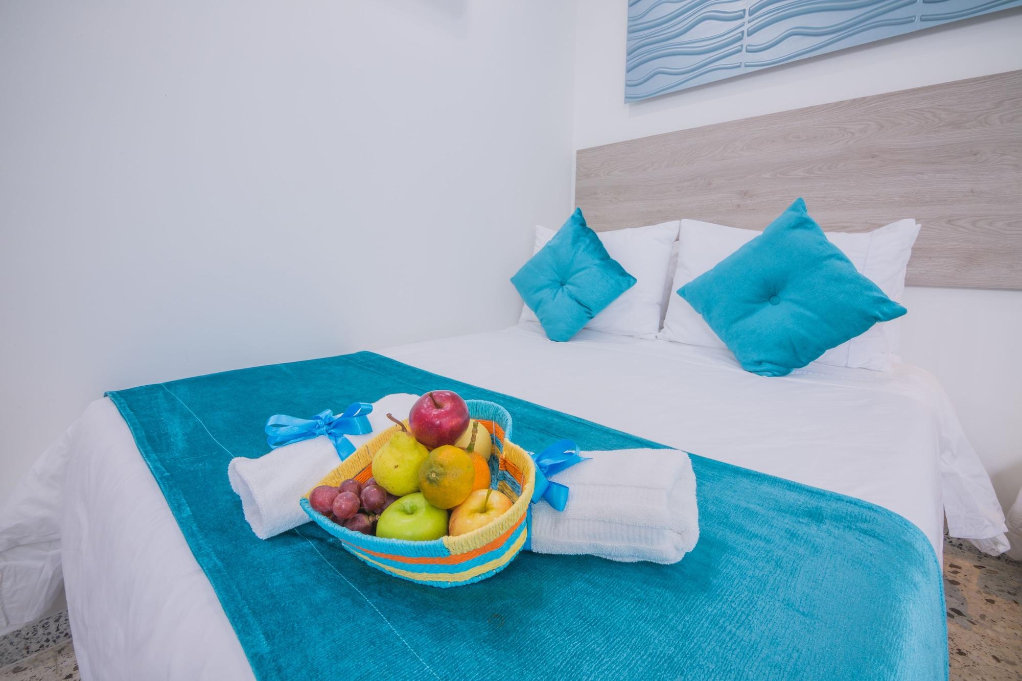 Velik Ocean Hotel Aeropuerto Cartagena Exteriör bild