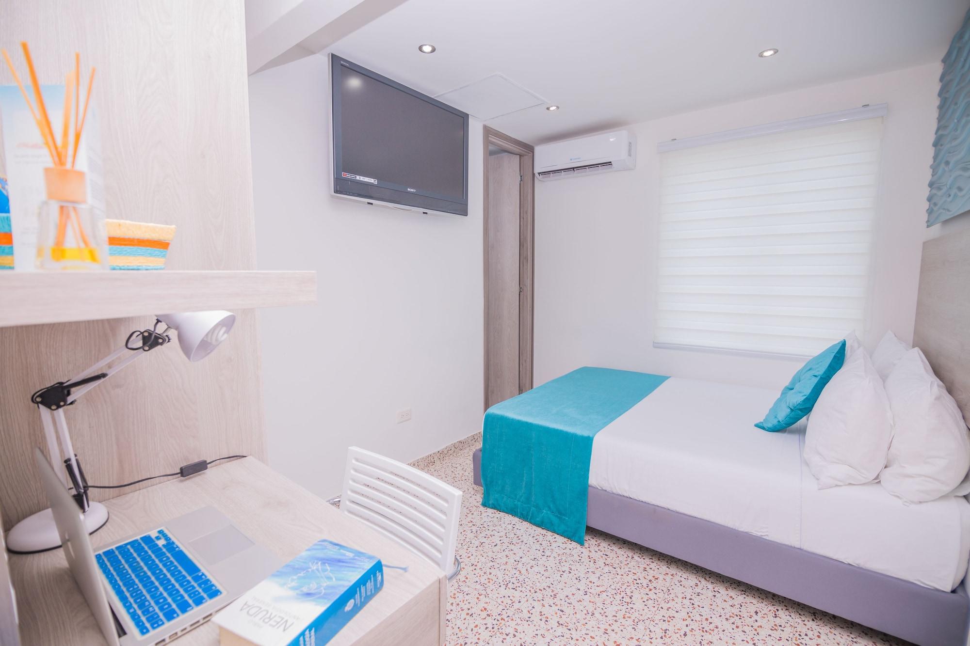 Velik Ocean Hotel Aeropuerto Cartagena Exteriör bild