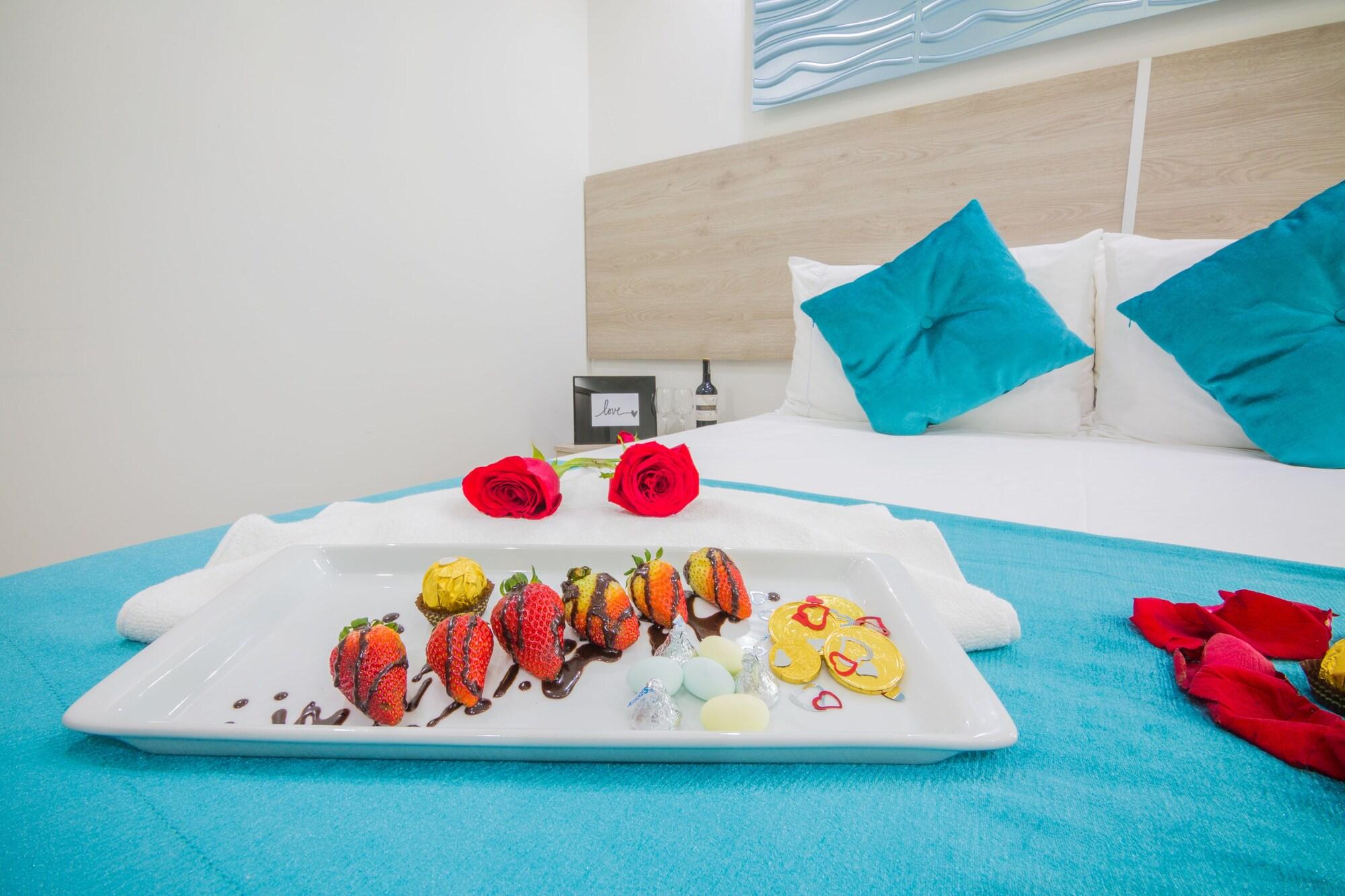 Velik Ocean Hotel Aeropuerto Cartagena Exteriör bild