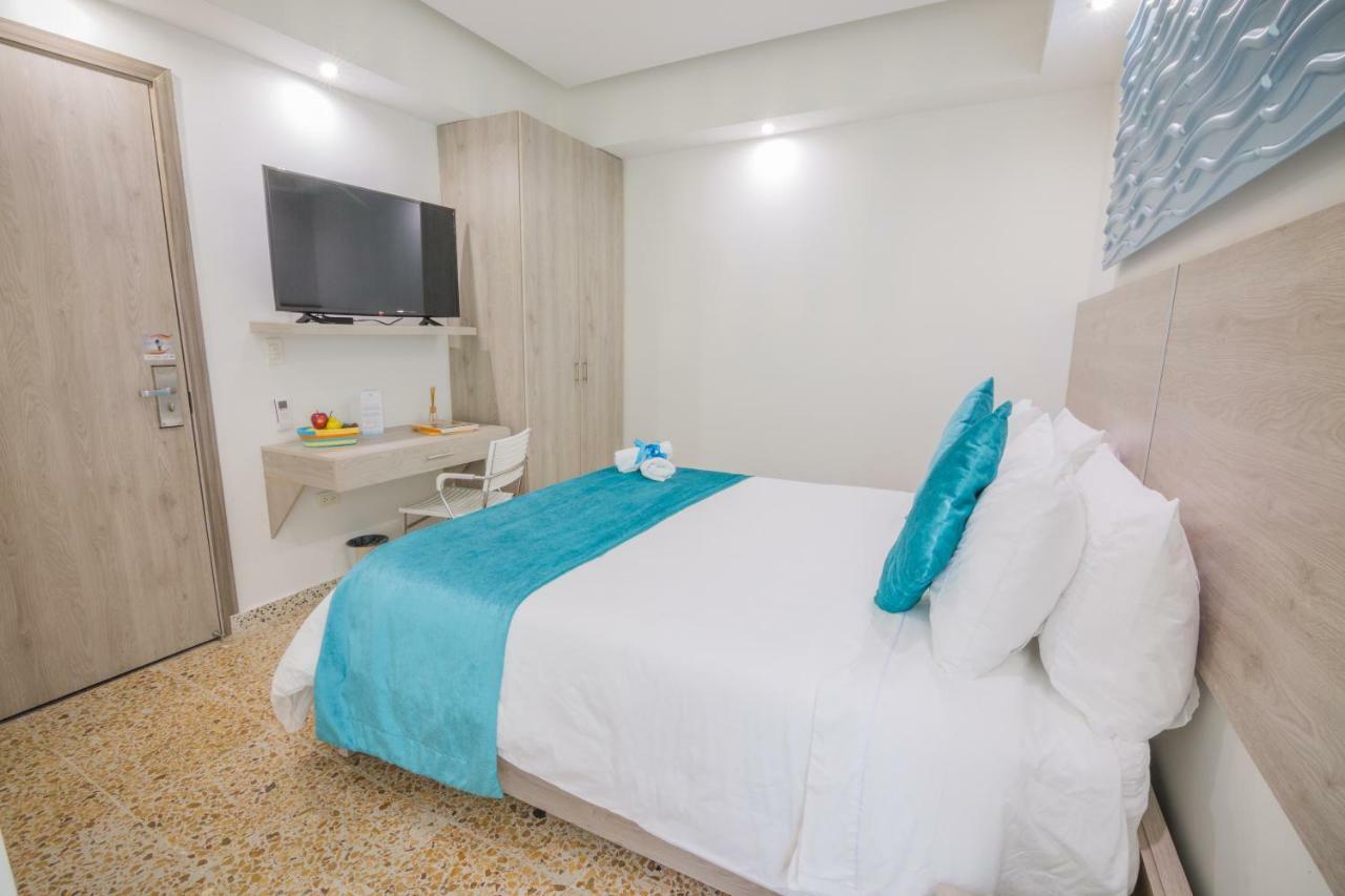 Velik Ocean Hotel Aeropuerto Cartagena Exteriör bild